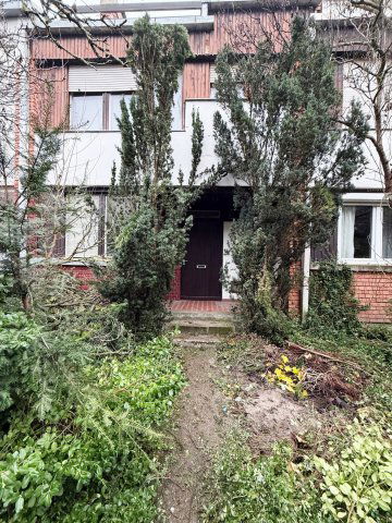 Eladó sorház, Szegeden, Bérkert utcában 79.5 M Ft, 5 szobás