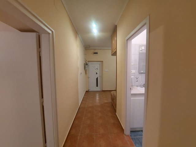 Kiadó téglalakás, albérlet, Esztergomban 175 E Ft / hó