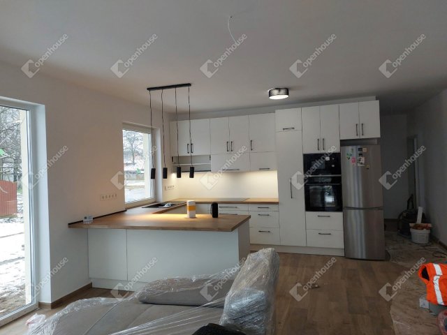 Eladó családi ház, Mórahalmon 64.27 M Ft, 3 szobás