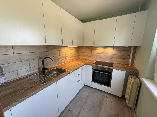 Eladó téglalakás, Bicskén, Akácfa utcában 59 M Ft, 4 szobás
