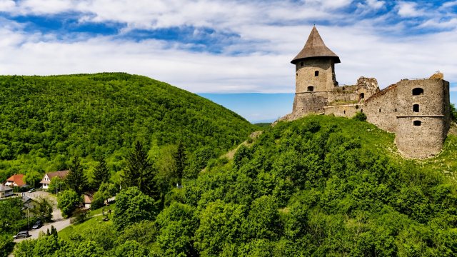 Eladó családi ház, Salgótarjánban 219.9 M Ft, 6+1 szobás
