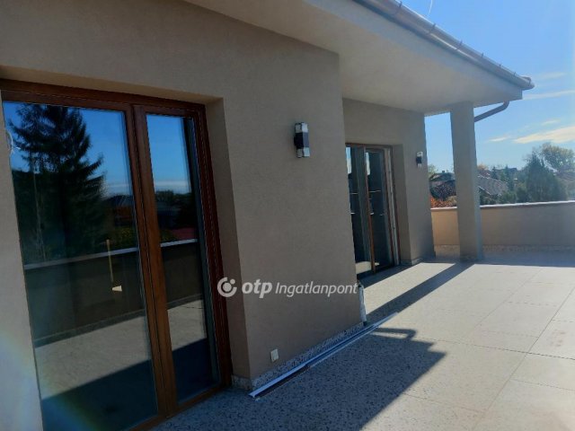 Eladó családi ház, Debrecenben 129 M Ft, 4 szobás