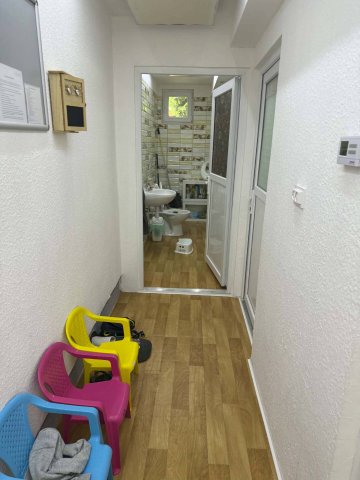 Kiadó családi ház, albérlet, Táton 200 E Ft / hó, 2 szobás