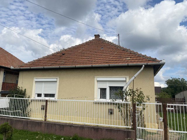 Eladó családi ház, Borsodszirákon 18.5 M Ft, 3 szobás