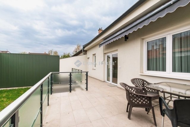 Eladó családi ház, Budapesten, X. kerületben 129.9 M Ft