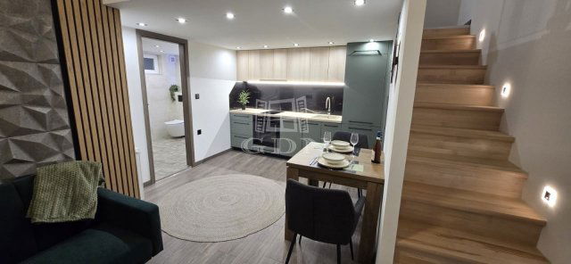 Eladó téglalakás, Budapesten, V. kerületben 66.9 M Ft