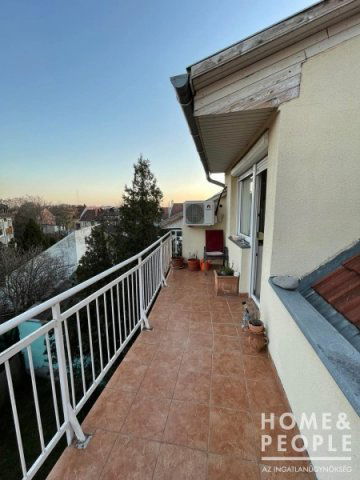 Eladó téglalakás, Szegeden 72 M Ft, 3 szobás