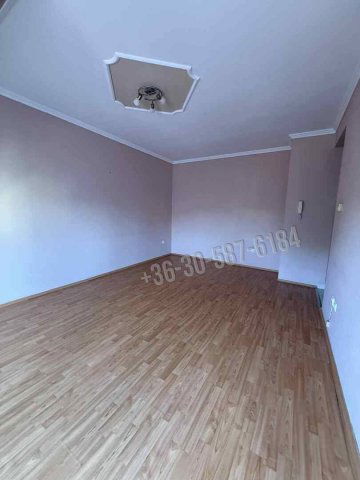 Eladó téglalakás, Püspökladányban 22.9 M Ft, 1 szobás