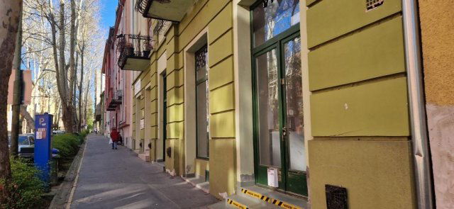 Kiadó ipari ingatlan, Kaposváron, Kossuth Lajos utcában, 1 szobás