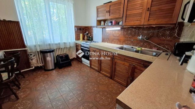 Eladó családi ház, Tökölön 75.99 M Ft, 3 szobás
