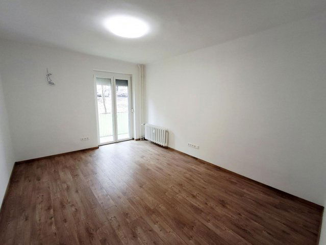 Eladó téglalakás, Tatabányán 48.9 M Ft, 2 szobás