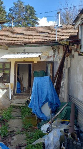 Eladó családi ház, Budakalászon, Patak soron 30 M Ft, 1+1 szobás