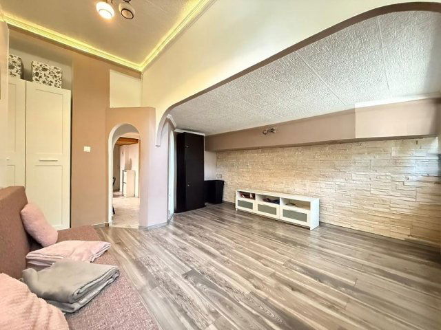 Eladó téglalakás, Budapesten, II. kerületben, Bem rakparton