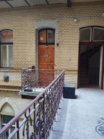 Eladó téglalakás, Budapesten, VI. kerületben 85.5 M Ft, 3 szobás