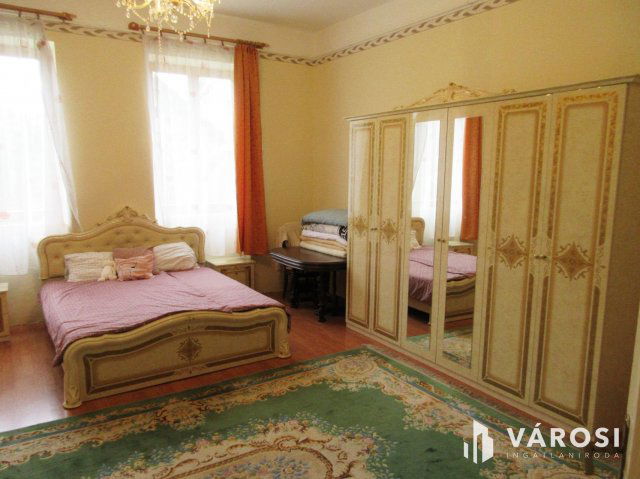 Eladó családi ház, Orosházán 32 M Ft, 3 szobás