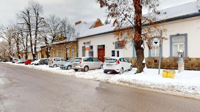 Eladó családi ház, Egerben 40 M Ft, 3 szobás