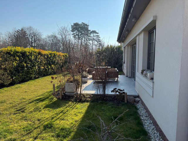 Eladó családi ház, Balatonalmádiban 299 M Ft, 3+1 szobás