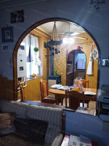 Eladó családi ház, Törökszentmiklóson 35 M Ft, 6+1 szobás