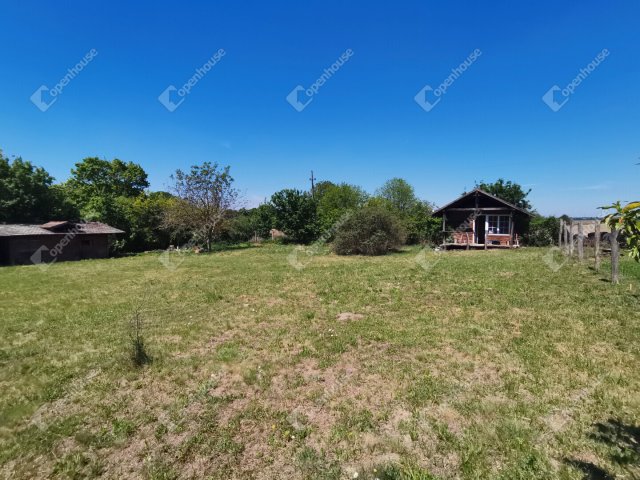 Eladó telek, Pázmándon 29.9 M Ft / költözzbe.hu
