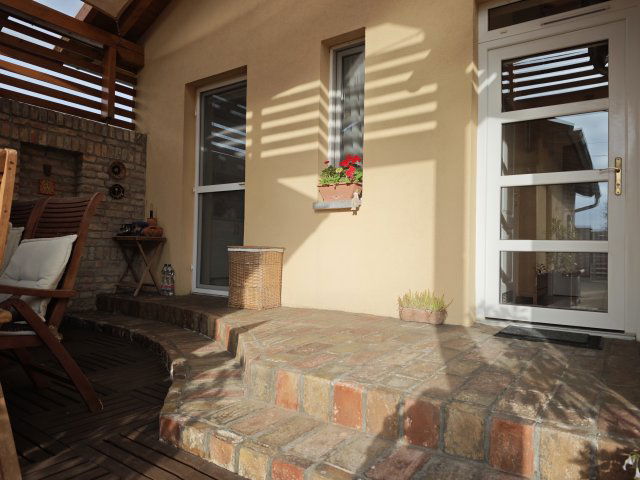 Eladó családi ház, Győrzámolyon 179 M Ft, 4 szobás