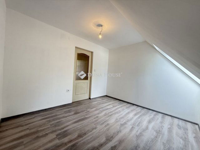 Eladó téglalakás, Budapesten, XIX. kerületben 77.9 M Ft