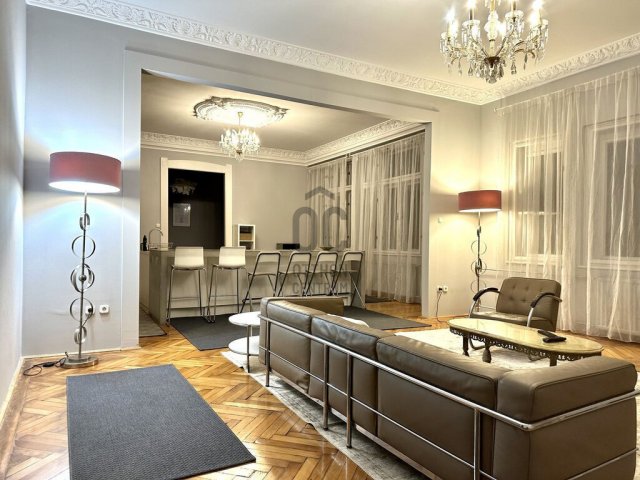 Eladó téglalakás, Budapesten, VI. kerületben 190 M Ft, 5 szobás