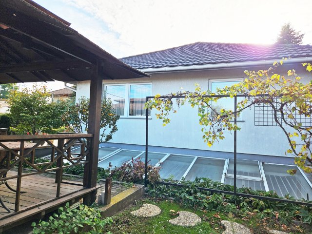 Eladó családi ház, Budapesten, XVIII. kerületben 234.9 M Ft