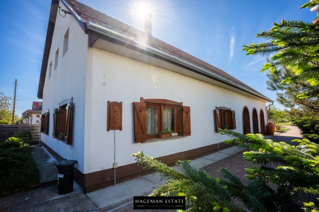 Eladó családi ház, Balatonlelleén 109 M Ft, 3+1 szobás