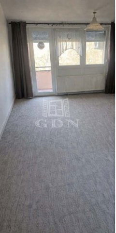 Eladó panellakás, Baján 25 M Ft, 1 szobás / költözzbe.hu