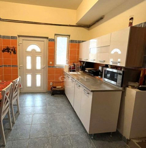 Eladó ikerház, Biatorbágyon 51.9 M Ft, 2 szobás