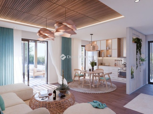 Eladó téglalakás, Fonyódon 175 M Ft, 3 szobás