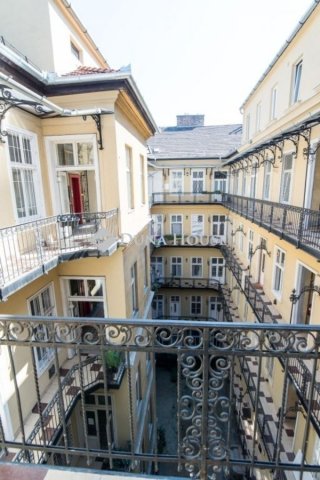 Eladó téglalakás, Budapesten, II. kerületben 90 M Ft, 2 szobás