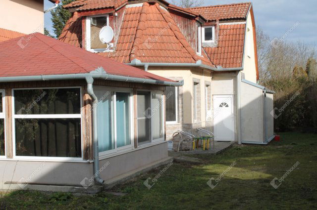 Eladó családi ház, Sárváron 49 M Ft, 3 szobás