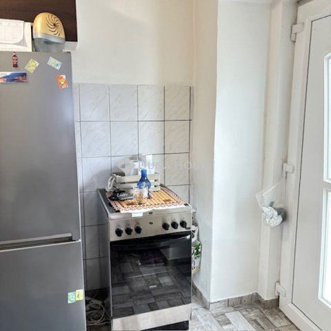Eladó sorház, Kaposváron 18 M Ft, 1 szobás