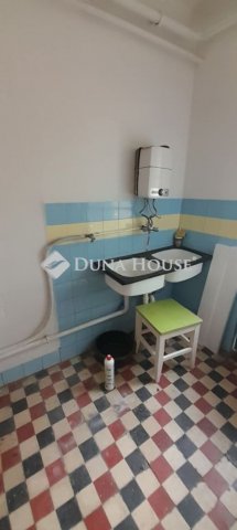 Eladó családi ház, Forráskúton 35 M Ft, 2 szobás