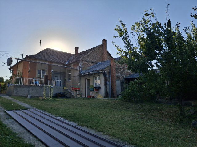 Eladó családi ház, Vokányon 29.99 M Ft, 2 szobás