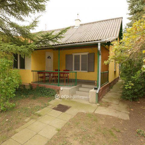 Eladó családi ház, Ráckevén 31.9 M Ft, 2 szobás