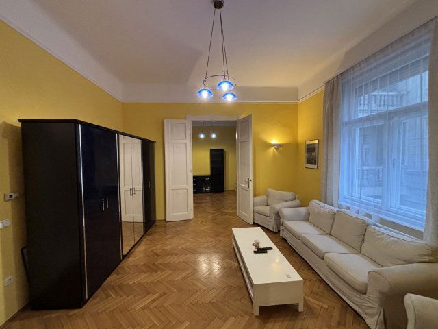 Eladó téglalakás, Budapesten, VII. kerületben, Dohány utcában