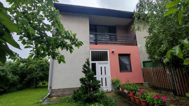 Eladó sorház, Vonyarcvashegyen 79.9 M Ft, 4+1 szobás