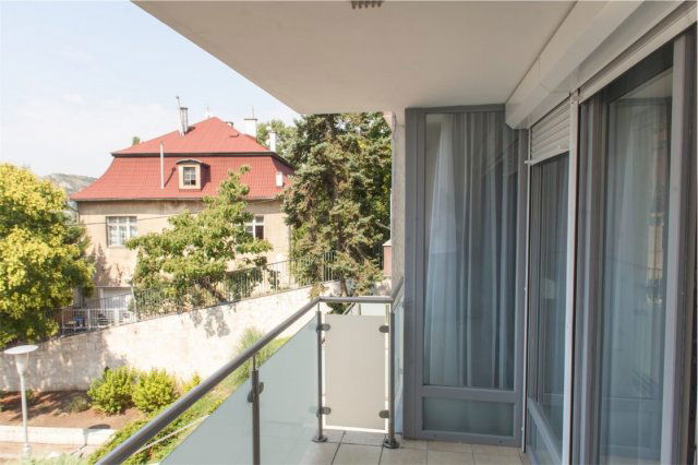 Kiadó téglalakás, albérlet, XI. kerületben, Iglói utcában