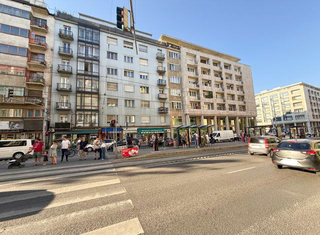 Eladó téglalakás, Budapesten, II. kerületben 144.99 M Ft