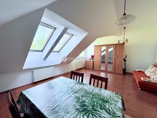 Eladó téglalakás, Budapesten, X. kerületben 62.5 M Ft, 2 szobás