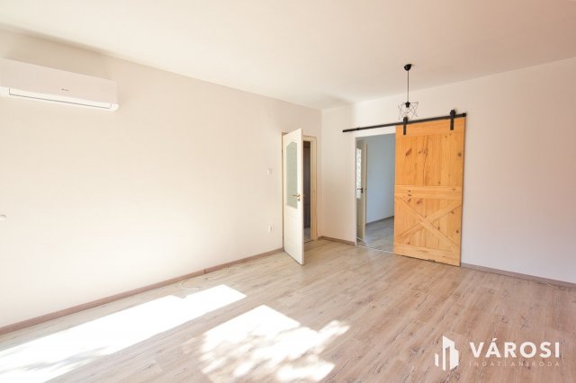 Kiadó panellakás, albérlet, Békéscsabán 120 E Ft / hó