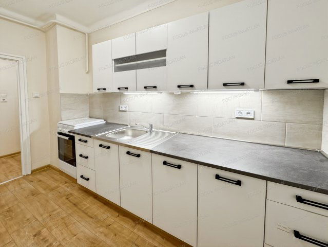 Eladó téglalakás, Kecskeméten 50.99 M Ft, 3 szobás