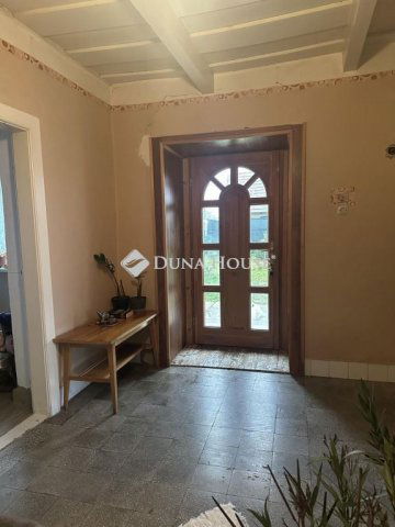 Eladó családi ház, Tápióságon 30 M Ft, 3 szobás