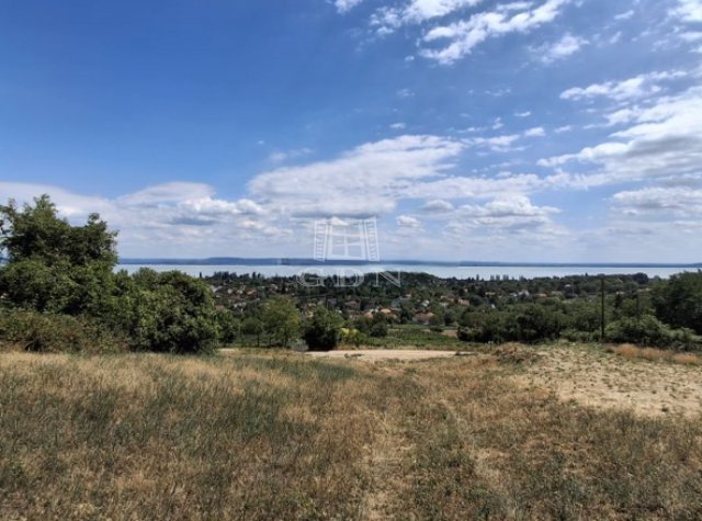 Eladó mezogazdasagi ingatlan, Ábrahámhegyen 9.99 M Ft