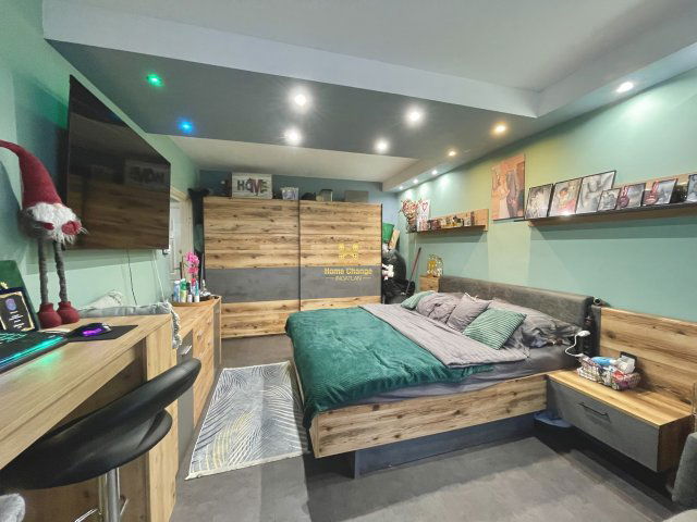 Eladó panellakás, Budapesten, XV. kerületben, Neptun utcában