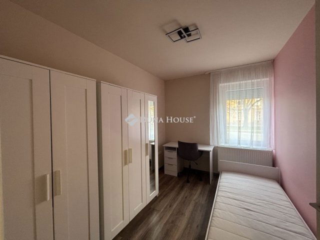 Eladó téglalakás, Miskolcon 35.7 M Ft, 3+1 szobás