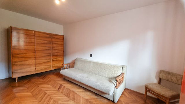 Eladó családi ház, Nagymaroson 42 M Ft, 2 szobás