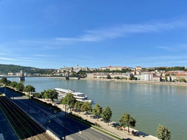 Eladó téglalakás, Budapesten, V. kerületben 298 M Ft, 3 szobás